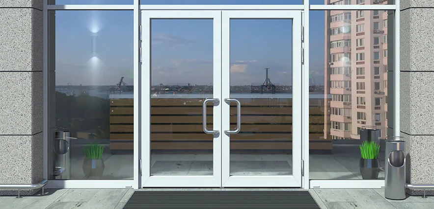 storefront glass repair in Hollywood, FL